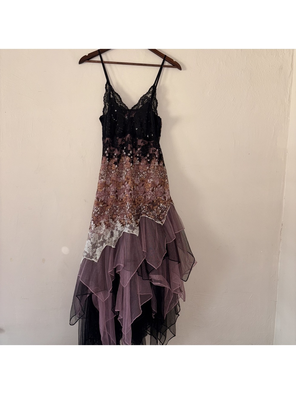 Ever Pretty Floral Tiered Asymmetrical Lace Tulle Dress – Size 8.